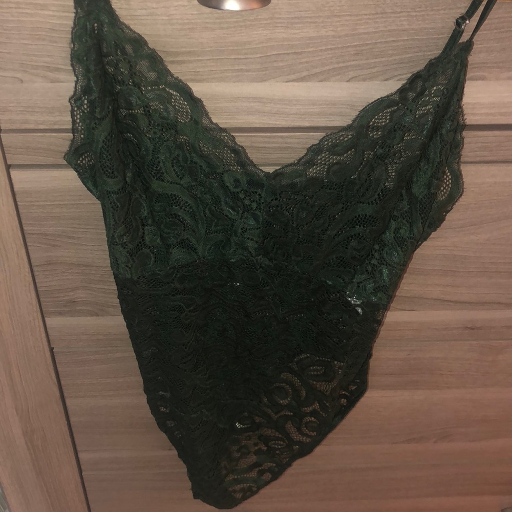 NWOT Pretty little things laced body suit - Picture 4 of 6